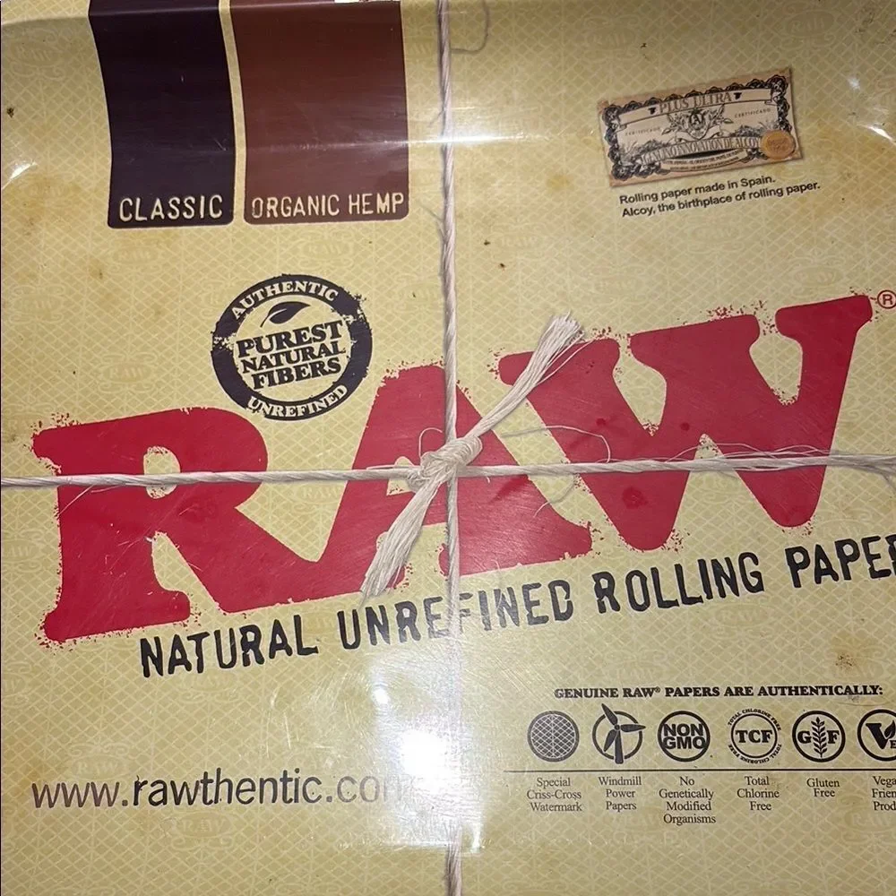 RAW Natural Unrefined Rolling Papers Tray - Brown